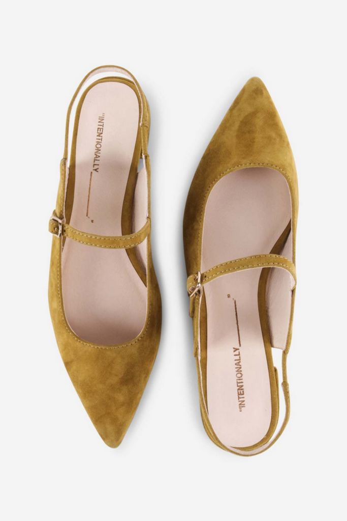 INTENTIONALLY BLANK ESCAPE FLATS