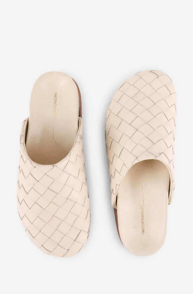 INTENTIONALLY BLANK AGGIE CLOG