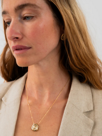 AMANDA HUNT SMALL COMPASS NECKLACE