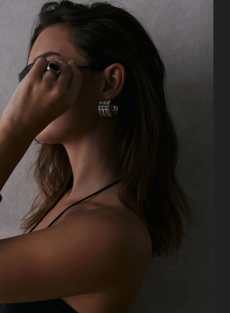 LUV AJ THE MIDNIGHT MESA SIGNET RING