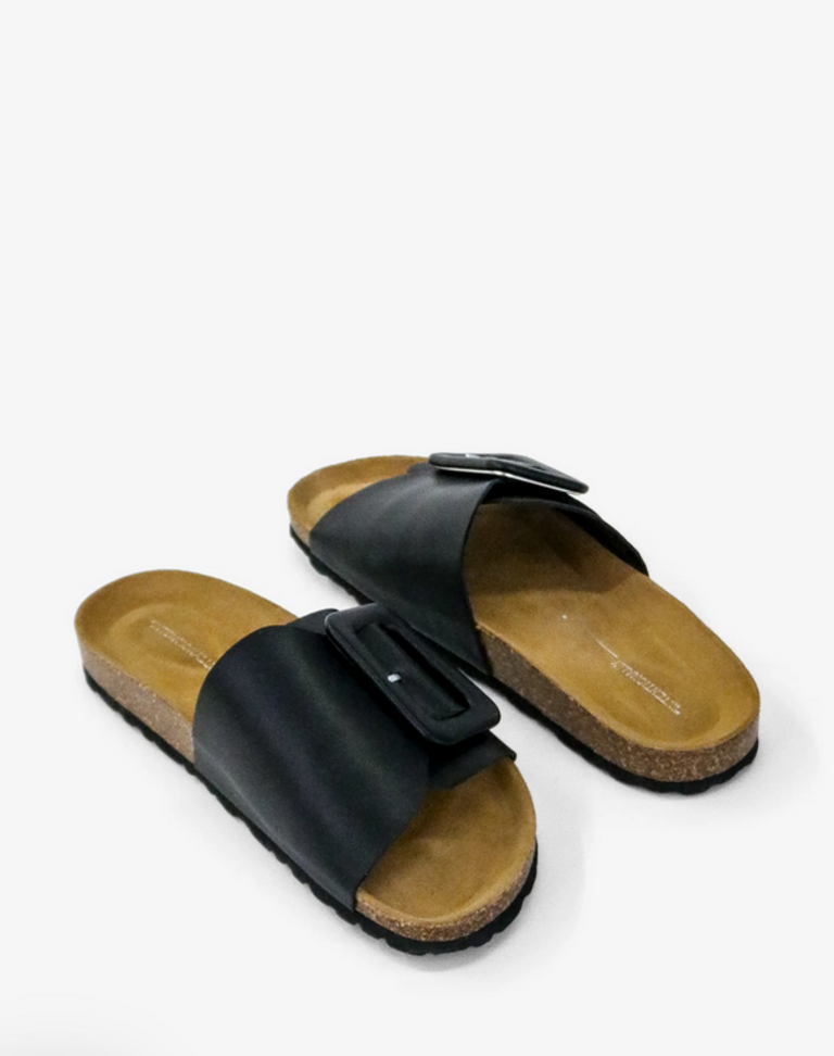 INTENTIONALLY BLANK CLARICE SANDAL