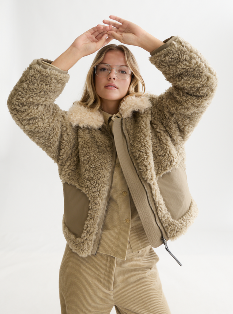 SCOTCH & SODA FAUX FUR SHORT JACKET