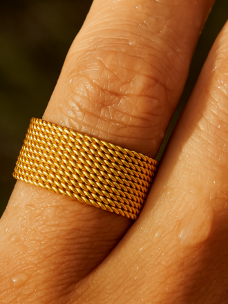 ELLIE VAIL ETTA MESH RING