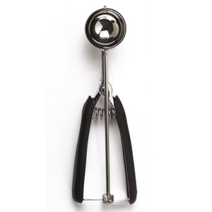 OXO OXO Cookie Scoop Medium OXO OXO Cookie Scoop Medium
