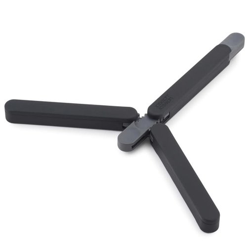 Joseph Joseph JOSEPH JOSEPH Axis Mini Trivet Black Silicone Joseph Joseph JOSEPH JOSEPH Axis Mini Trivet Black Silicone