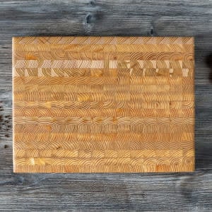 LARCH WOOD Larch Wood Cutting Board Medium #1