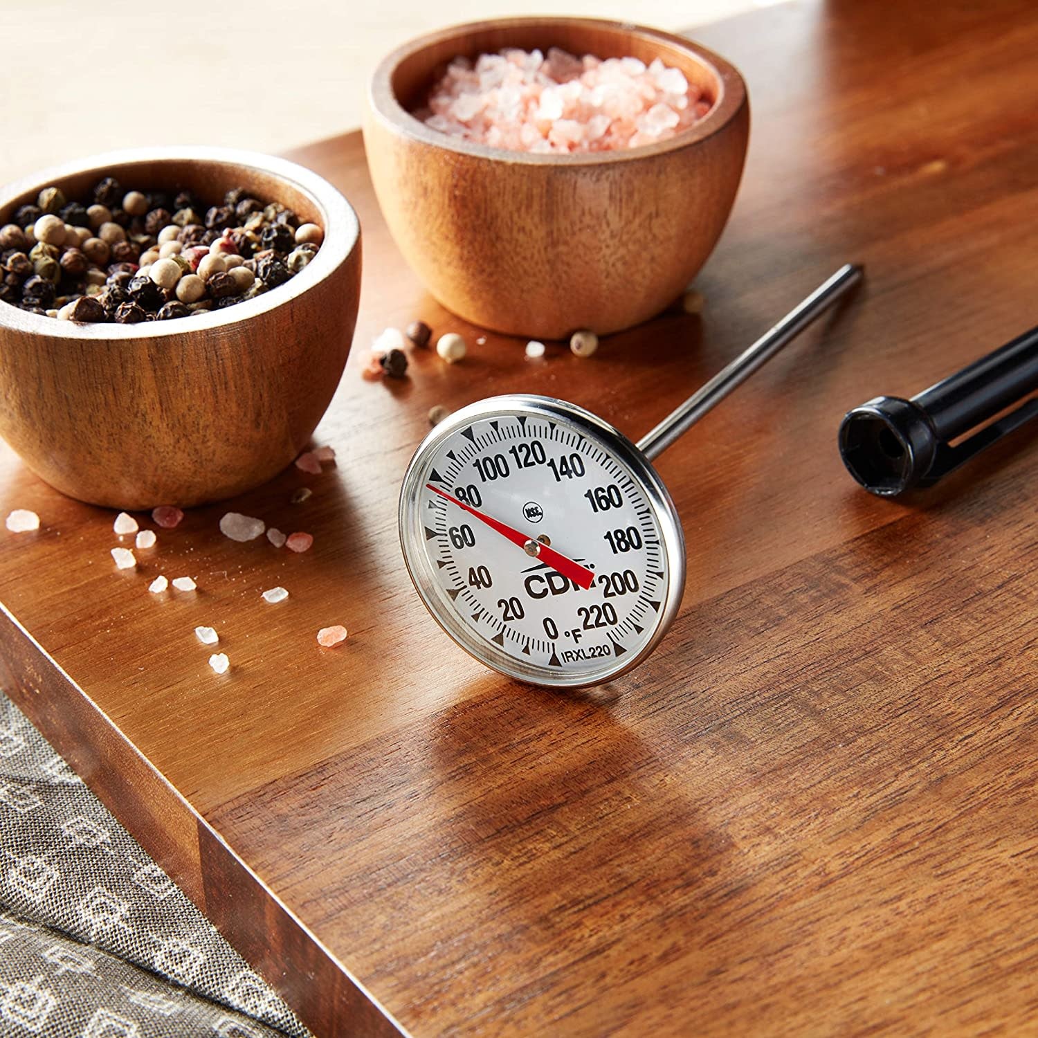 CDN ProAccurate® Insta-Read Large Dial Cooking Thermometer