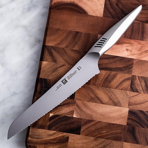 ZWILLING HENCKEL Henckels Twin Fin Bread Knife 8”