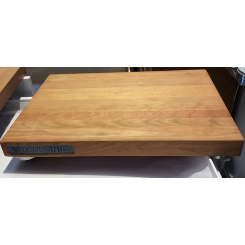 Carol’s Nicetys Cherry Wood Footed Cutting Board 20”x14”1.5” Carol’s Nicetys Cherry Wood Footed Cutting Board 20”x14”1.5”