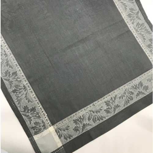 Linenway Runner MAJESTY Pewter/Ivory 20" x 67" Linenway Runner MAJESTY Pewter/Ivory 20" x 67"