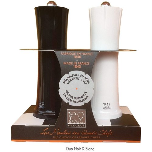 Peugeot Chess Set Pepper and Salt mills Peugeot Chess Set Pepper and Salt mills