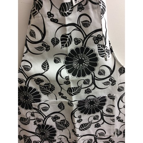 Danica Apron Patterned Black Flowers Danica Apron Patterned Black Flowers