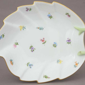 Herend Leaf Shaped Dish for Candies / Cookies Million Flowers Kimberly 25 x 20 x 7 cm HEREND