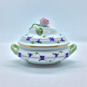 Herend Mini Soup Tureen / Keepsake Box with Rose Knob and Garland Design 15 x 10 cm HEREND