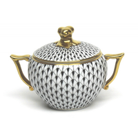 Sugar Basin Twisted Knob Fishnet Black