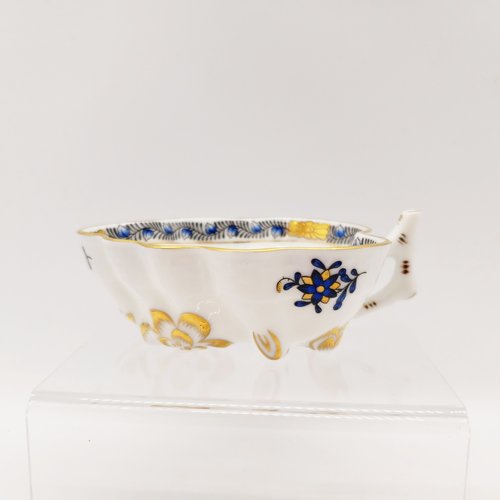 Herend Leaf Shaped Sugar Bowl Chinese Bouquet Sapphire
