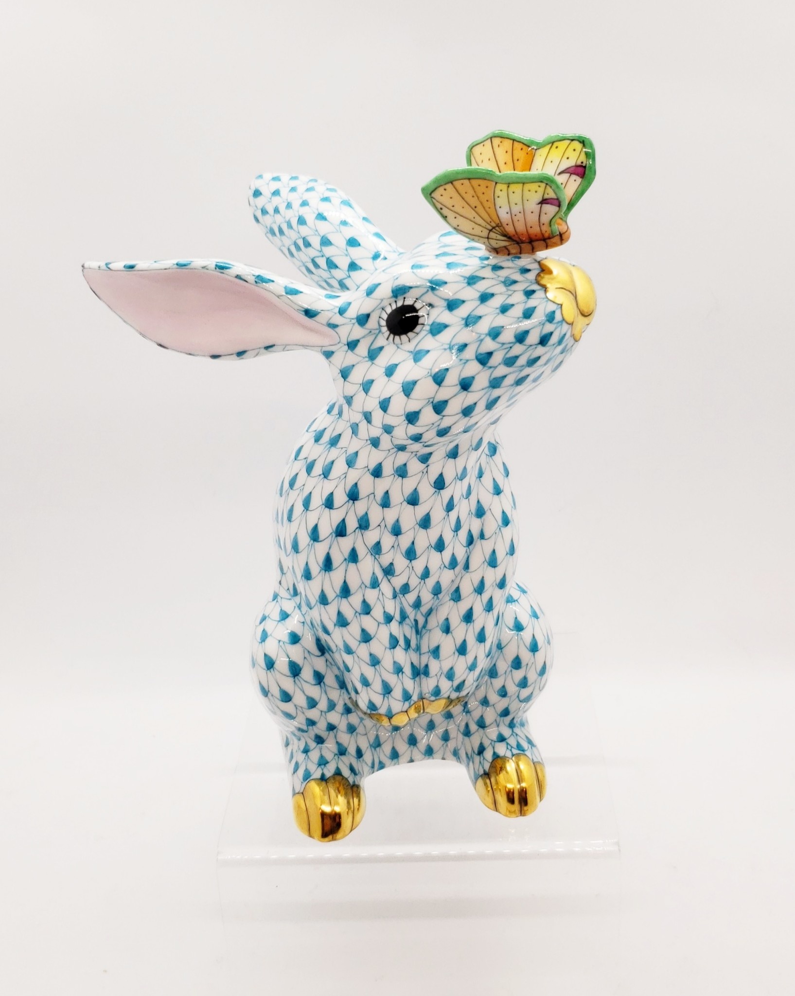 Bunny with Butterfly on Nose Figurines - Fishnet Color - Herend