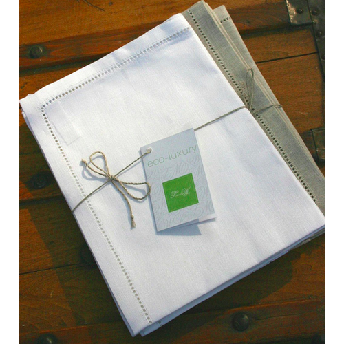 Linenway Napkin Stockholm White 22 x 22 ins. Linenway Napkin Stockholm White 22 x 22 ins.