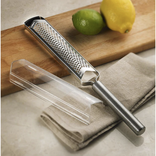 Cuisipro CUISIPRO V-Grater Coarse Rasp