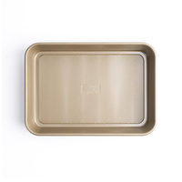 CUISIPRO Roaster Medium 13.5 x 9.5 x 2.5 ins.
