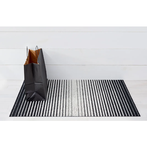 Chilewich Utility Mat Domino Shag Black and White