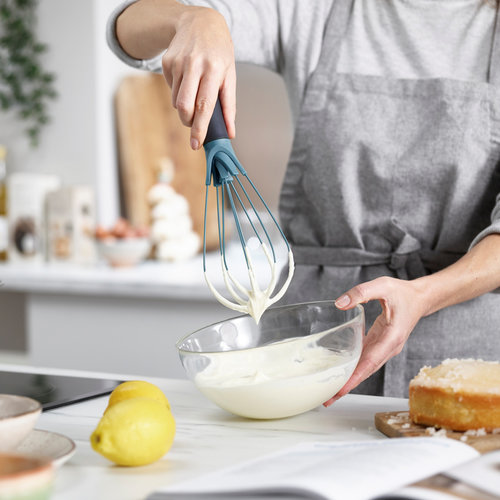 Joseph Joseph Joseph Joseph Twist 2 in 1 Whisk Blue