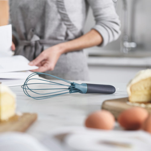 Joseph Joseph Joseph Joseph Twist 2 in 1 Whisk Blue