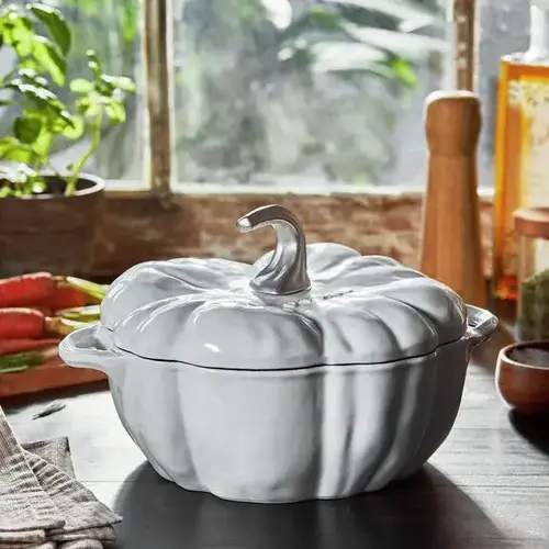 Staub Dutch Oven Pumpkin Shaped White 3.3L