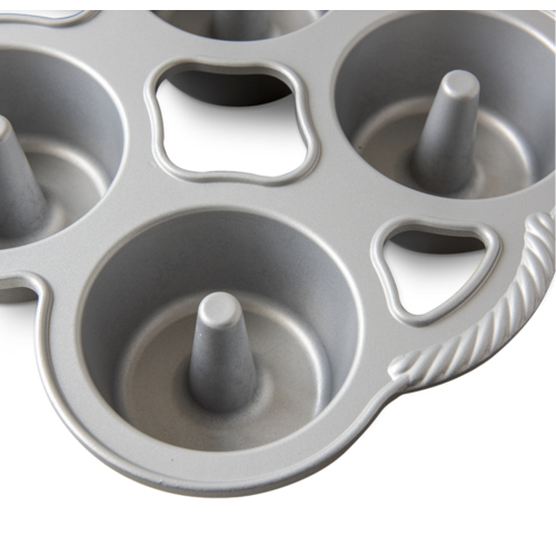 Nordicware Angel Cakes Mini Angel Food Pan 6 Wells