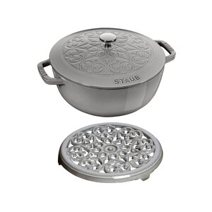 Staub Dutch Oven 3.75Qt Grey Lily + Trivet Set Staub