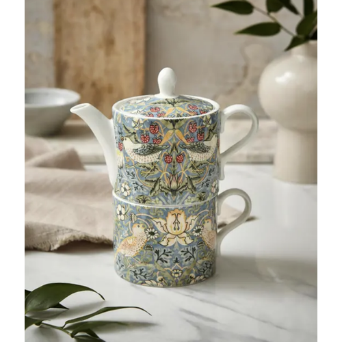 Spode Tea for One 10oz Strawberry Thief