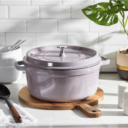 Staub Staub Dutch Oven Round 5.5qt Cherry Blossom