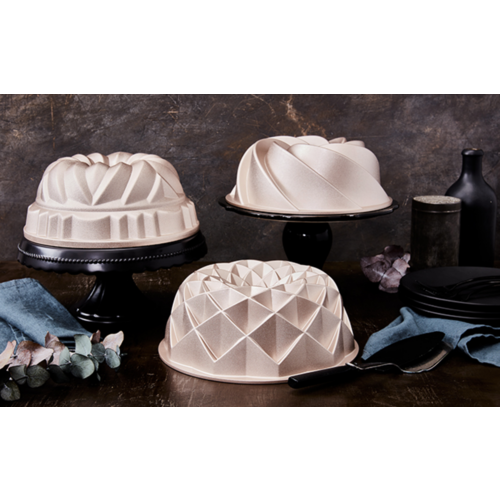 Mrs Birkmann Contoura Cake Pan Geo