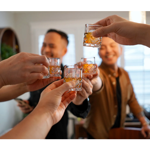 Final Touch Yarai Shiver Ice Ball Shots 4 Glasses with Ice Ball Tray