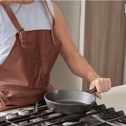 Victoria Cast Iron Skillet 8” Victoria