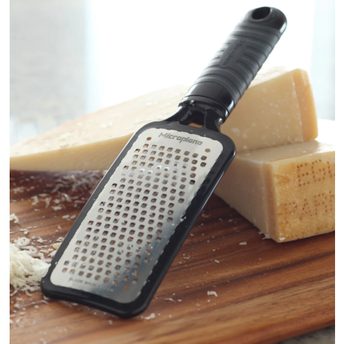 Microplane Home Series 2.0 Coarse Grater Black Microplane Home Series 2.0 Coarse Grater Black
