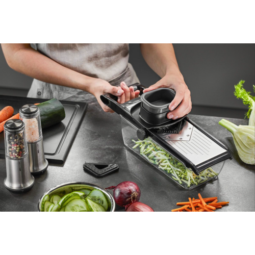 Gefu Julienne V-Slicer Collect with Storage Bin