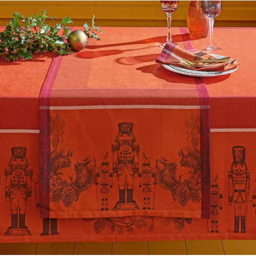 Garnier Thiebaut Garnier Thiebaut Table Runner Green Sweet Casses Noisettes Rouge Festif 69 x 21 Inch Garnier Thiebaut Garnier Thiebaut Table Runner Green Sweet Casses Noisettes Rouge Festif 69 x 21 Inch