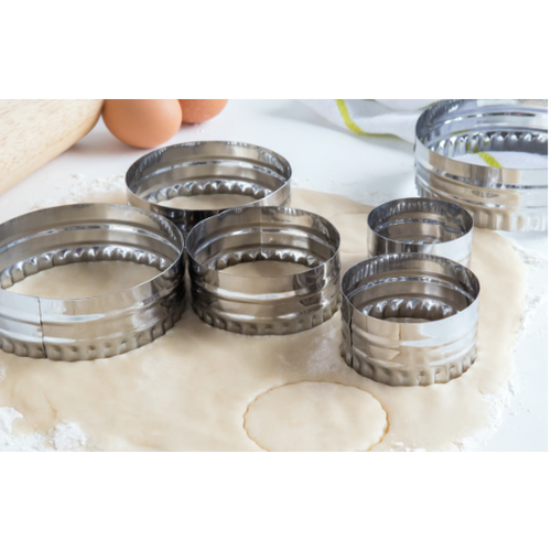 Fox Run Plain and Crinkle Circle Cookie Cutters Set of 6