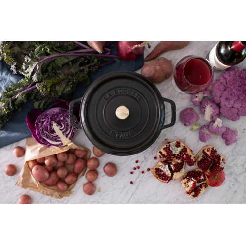 Staub Dutch Oven Round 4 QT Black Staub