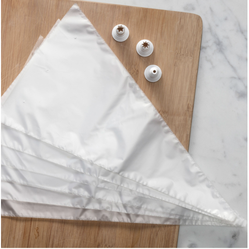 Hutzler Cake Decorating Bags With Nozzles