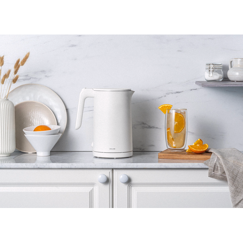 ZWILLING HENCKEL Zwilling Enfinigy Electric Kettle White 1L