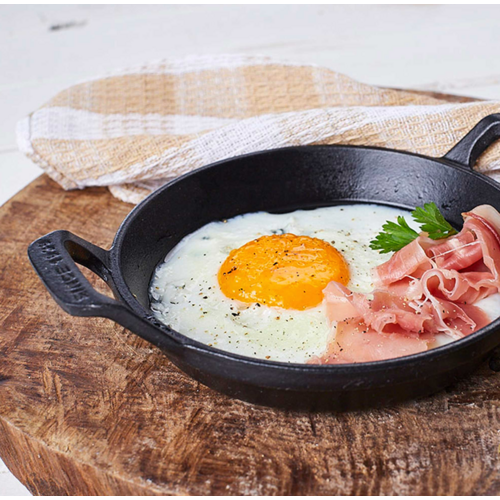 Victoria Cast Iron Mini Round Baker Victoria