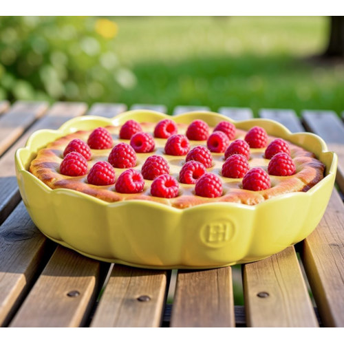 Emile Henry Emile Henry Madeleine Round Dish French Vanilla Emile Henry Emile Henry Madeleine Round Dish French Vanilla