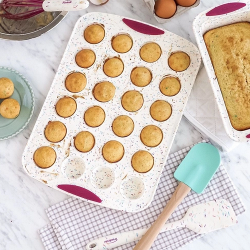TRUDEAU Mini Muffin Pan Structure Silicone Confetti