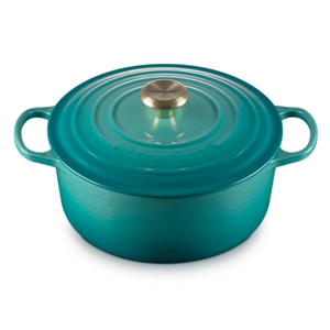 Le Creuset Round Dutch Oven 5.3L Bleu Riviera Le Creuset Round Dutch Oven 5.3L Bleu Riviera