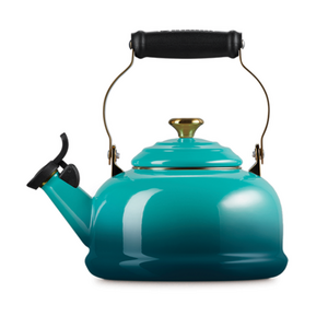 Le Creuset Classic Whistling Kettle Bleu Riviera
