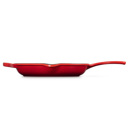 Le Creuset Iron Handle Skillet 26 cm Cerise Le Creuset Iron Handle Skillet 26 cm Cerise