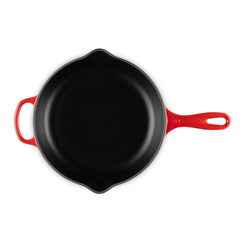 Le Creuset Iron Handle Skillet 26 cm Cerise Le Creuset Iron Handle Skillet 26 cm Cerise