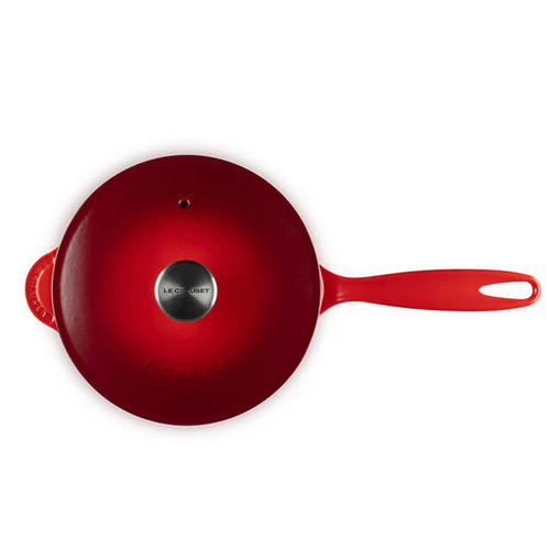 Le Creuset Saucier Pan 2L Cerise Classic Le Creuset Saucier Pan 2L Cerise Classic